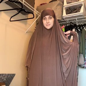 2 piece brown convertible khimar with sleeves